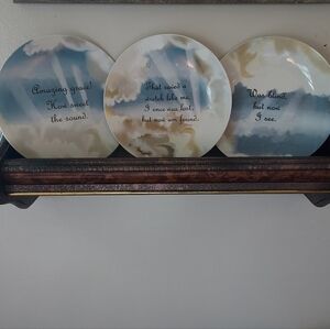 Amazing Grace 3 Accent Plates in Cloudy Blue and Cream